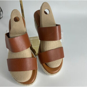 Bertuchi  Slide Espadrille Women Sandals, Leather with Chunky Bottom NWT, SZ 7